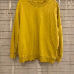 LULULEMON | GENTLY WORN |PERFECTLY OVERSIZED SWEATSHIRT | YELLOW | MEDIUM